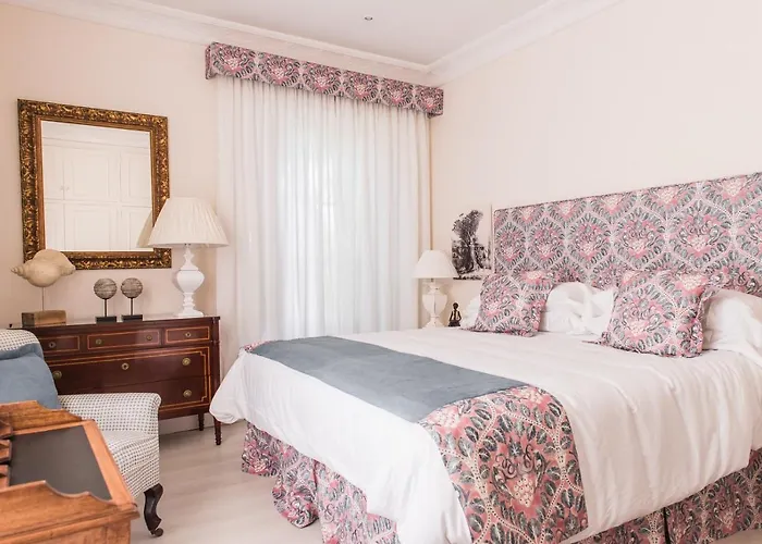 فندق مبيت وإفطار De Franchy 4*