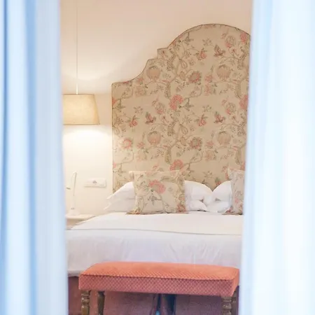 فندق مبيت وإفطار De Franchy 4*